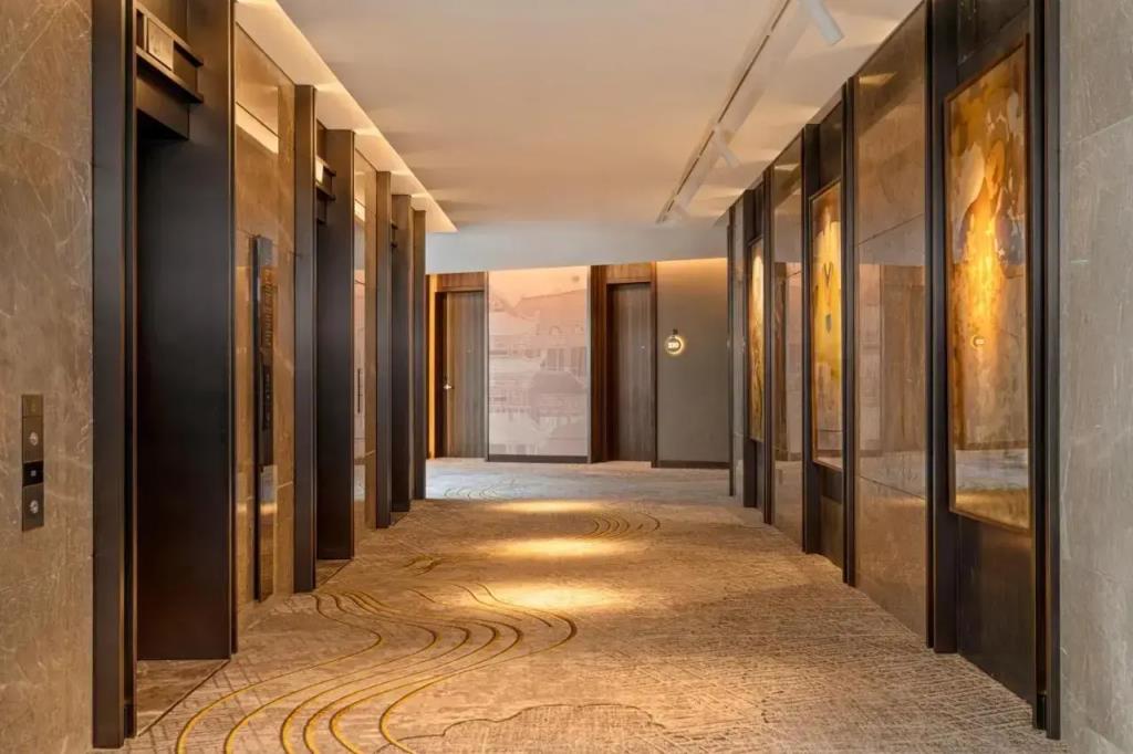 Dusit Le Palais Tu Hoa Hanoi 4*