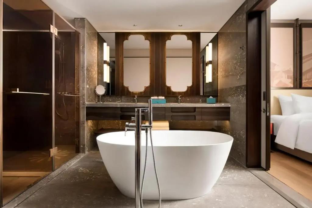 Dusit Le Palais Tu Hoa Hanoi 4*