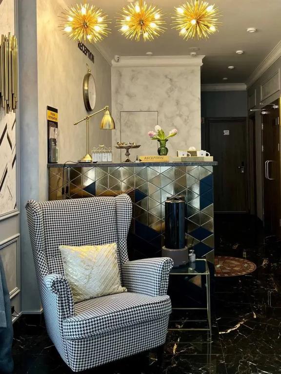 DeParis Boutique hotel 4*