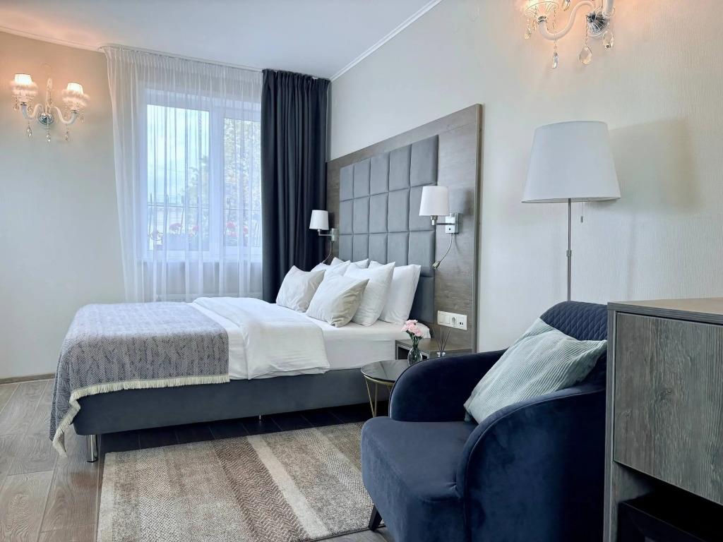 DeParis Boutique hotel 4*
