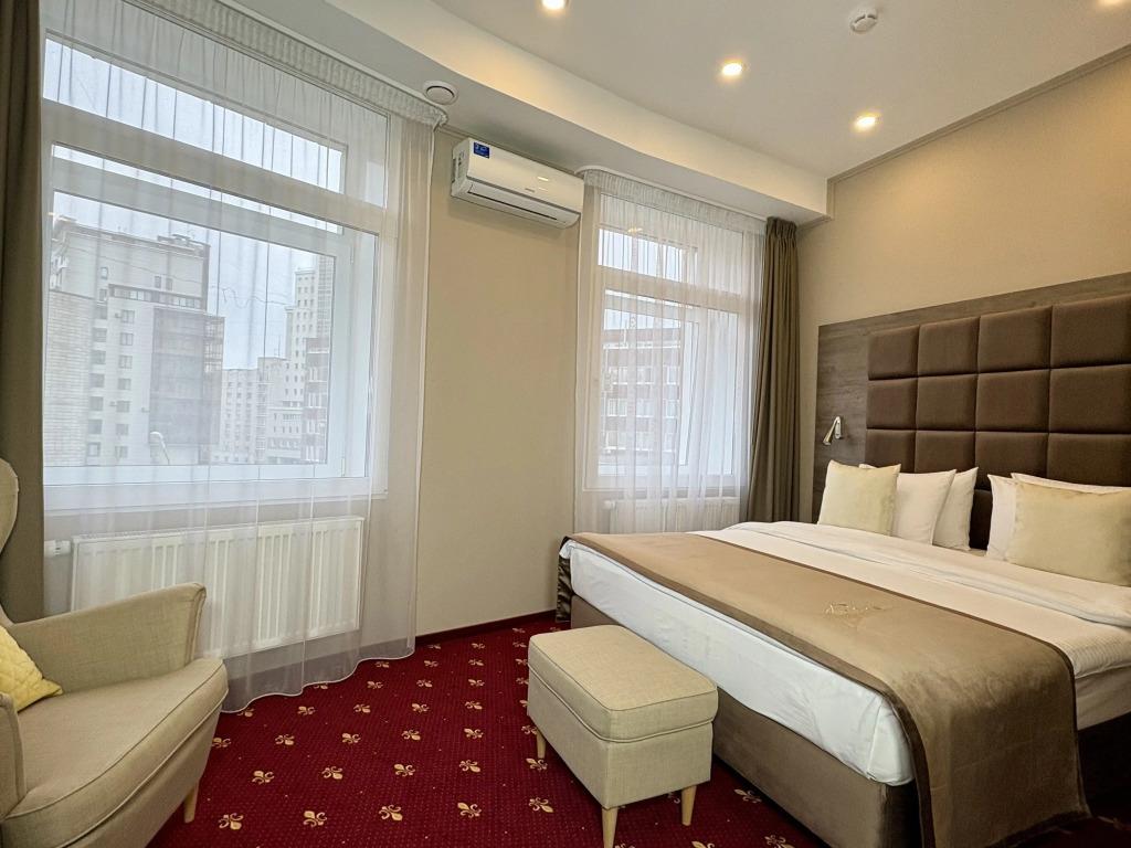 DeParis Boutique hotel 4*