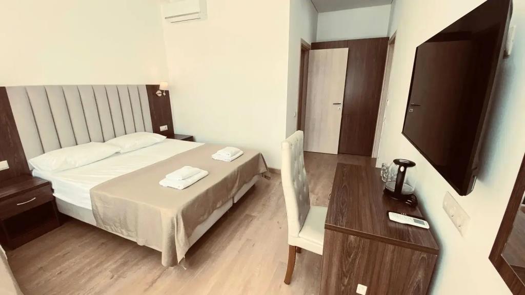 Mersini Resort 0*