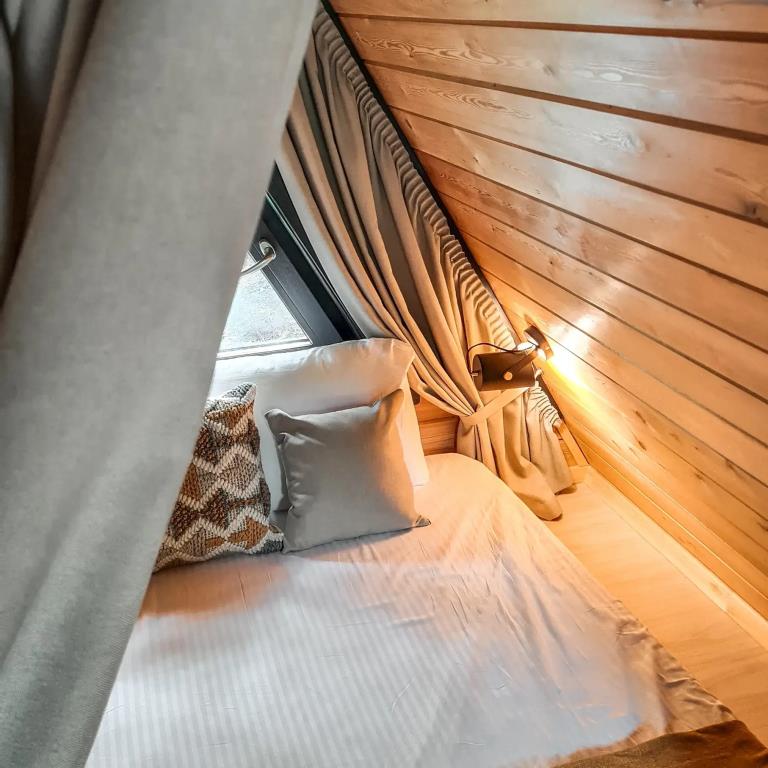 Belkin Dom Camping 0*