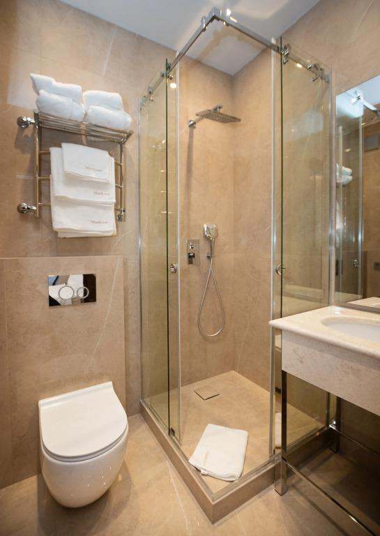 Munib Hotel 4*