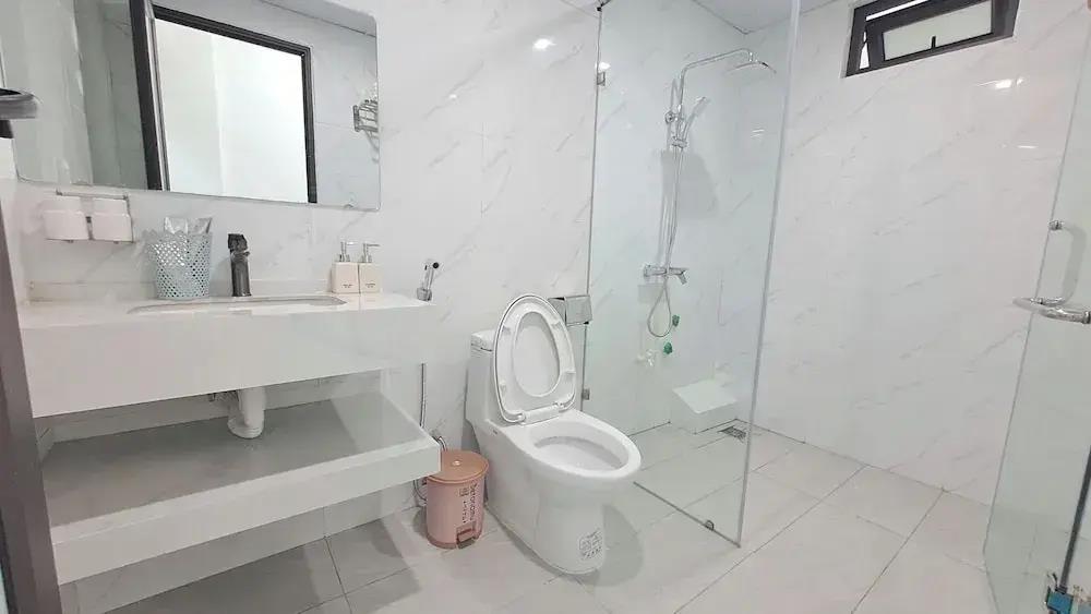 HT Airport Inn 3*