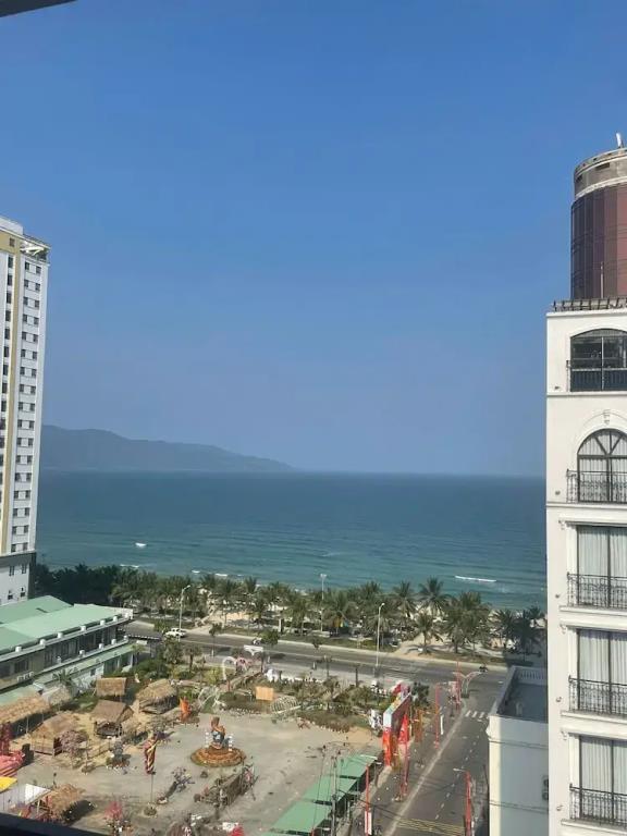 Amis Hotel&Apartment-50m to My Khe Beach 0*