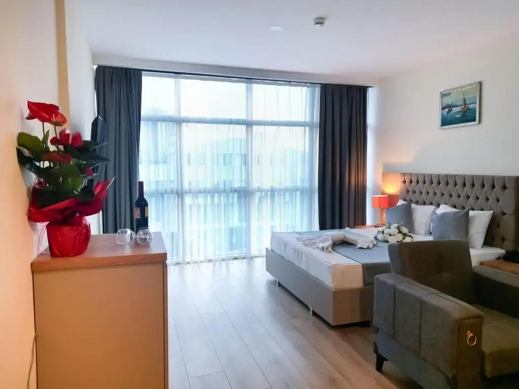 Lara Street Hotel 0*