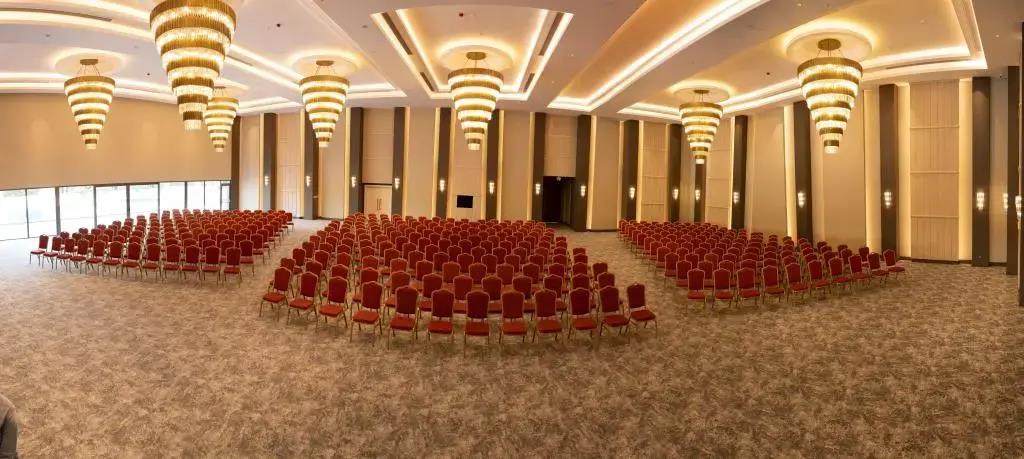 The Emporia Hotel 0*