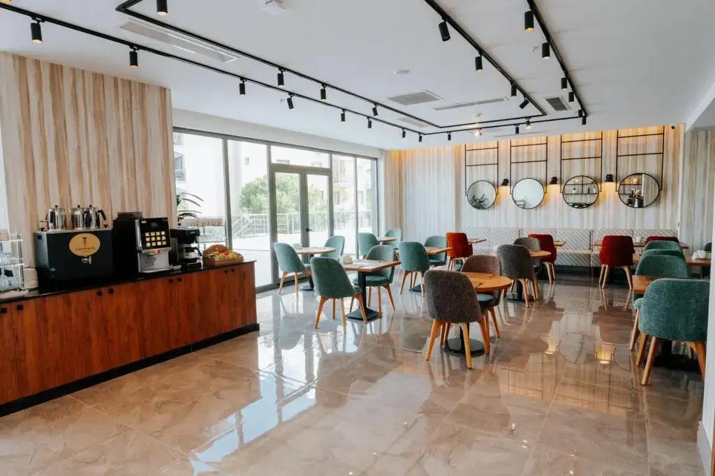 The Emporia Hotel 0*