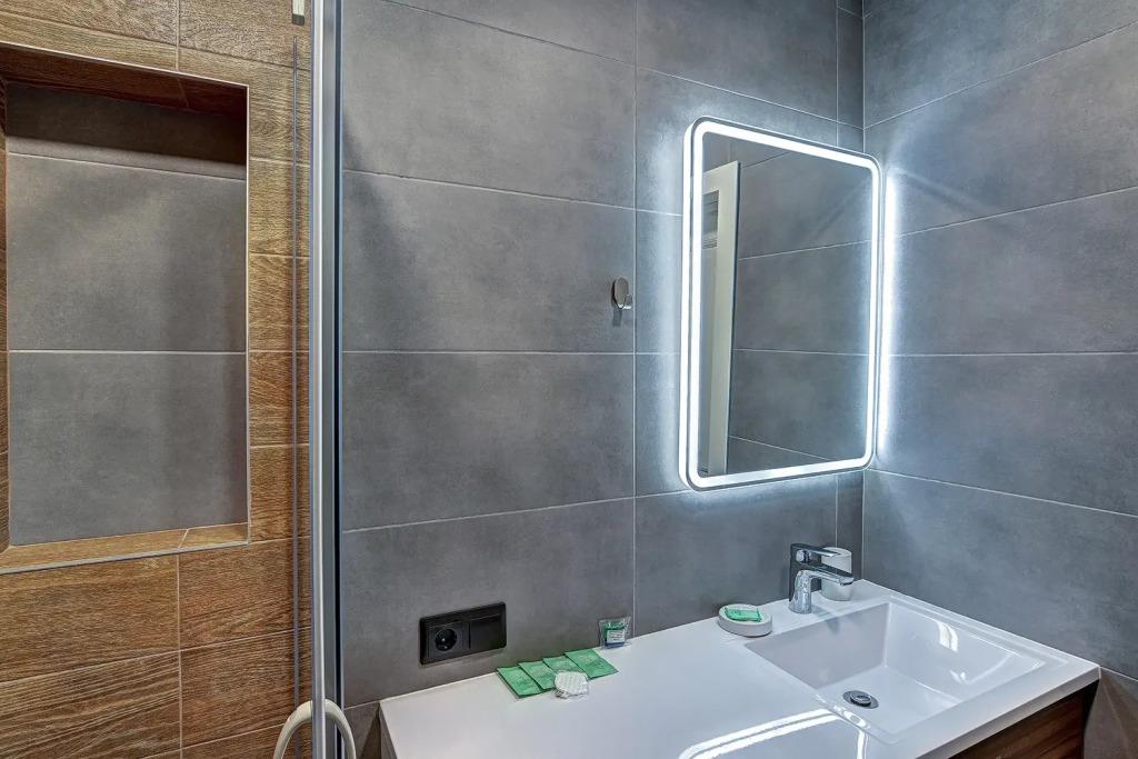 Grey Khaus Apartments 2 0*