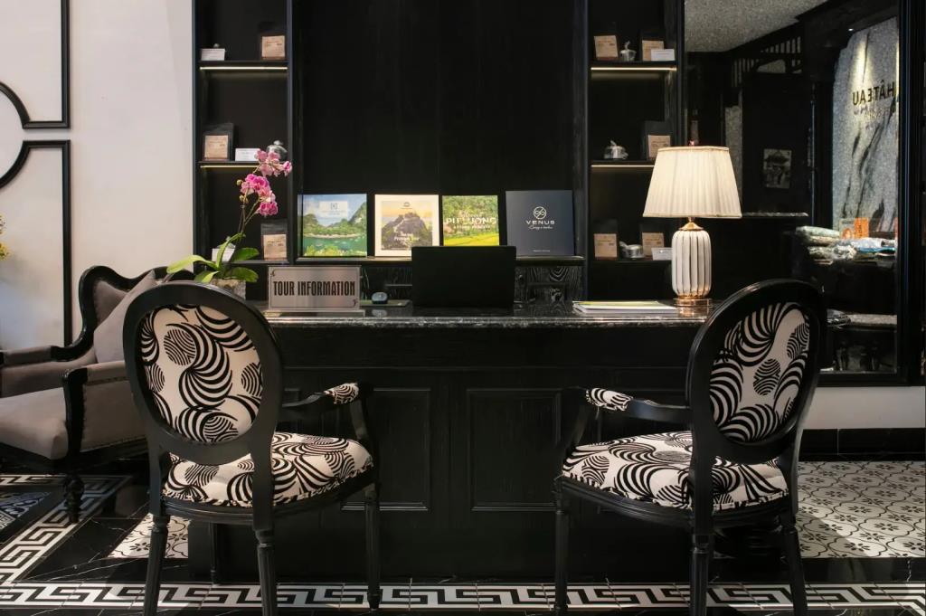 Chateau De Hanoi Boutique-hotel 5*
