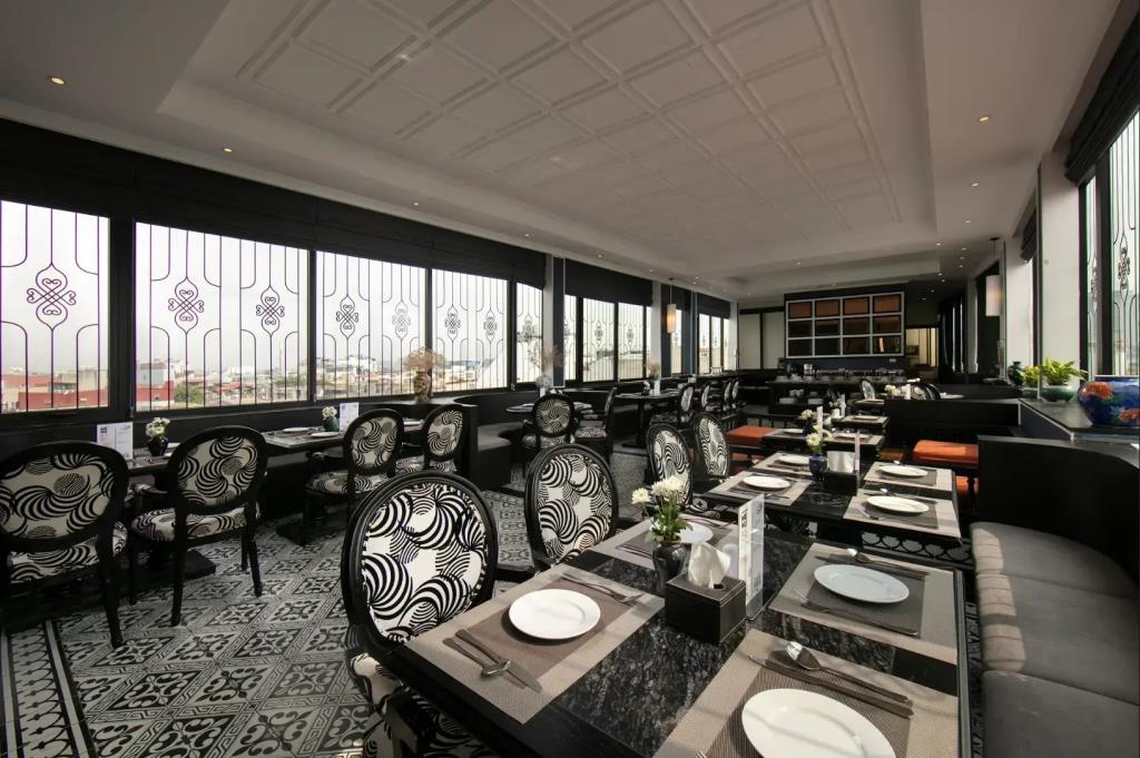 Chateau De Hanoi Boutique-hotel 5*