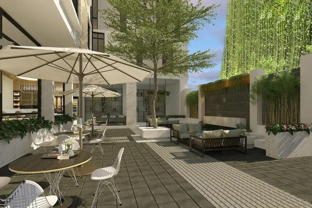 GrandView Hotel & Residence 4*