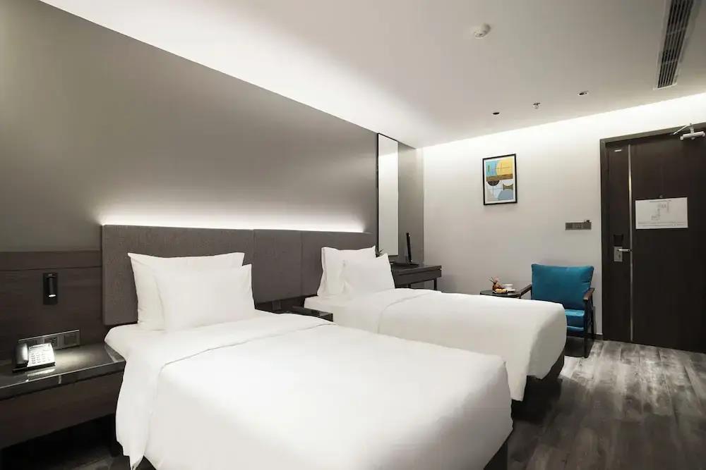 GrandView Hotel & Residence 4*
