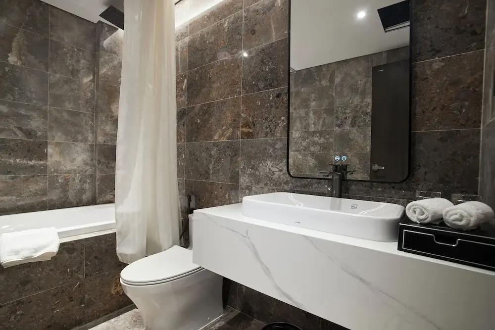 GrandView Hotel & Residence 4*