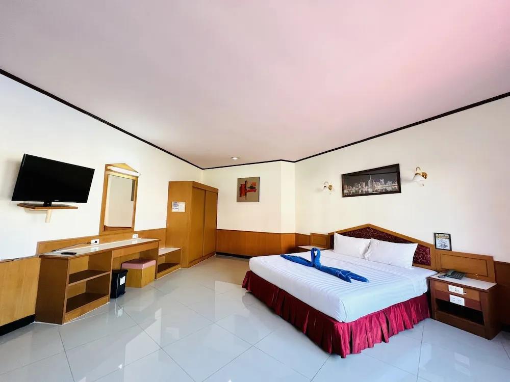 PN Mansion 0*