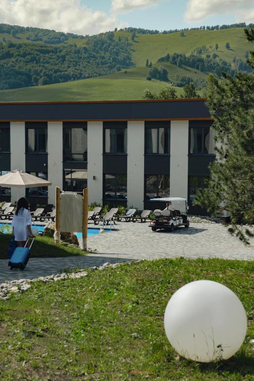 Hotel Sredigor 3*