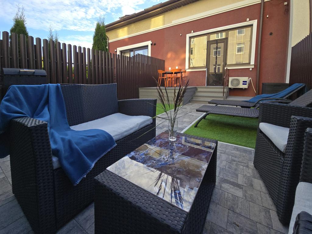 Apartnamore Indigo Apartments 0*