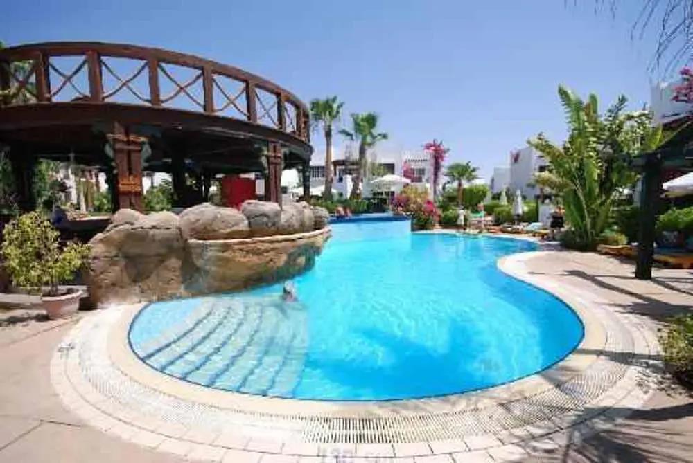 Stunning Spacious One Bed in Delta Sharm 0*