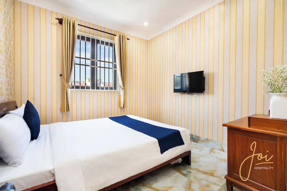 Joi Hospitality - KP House 2*