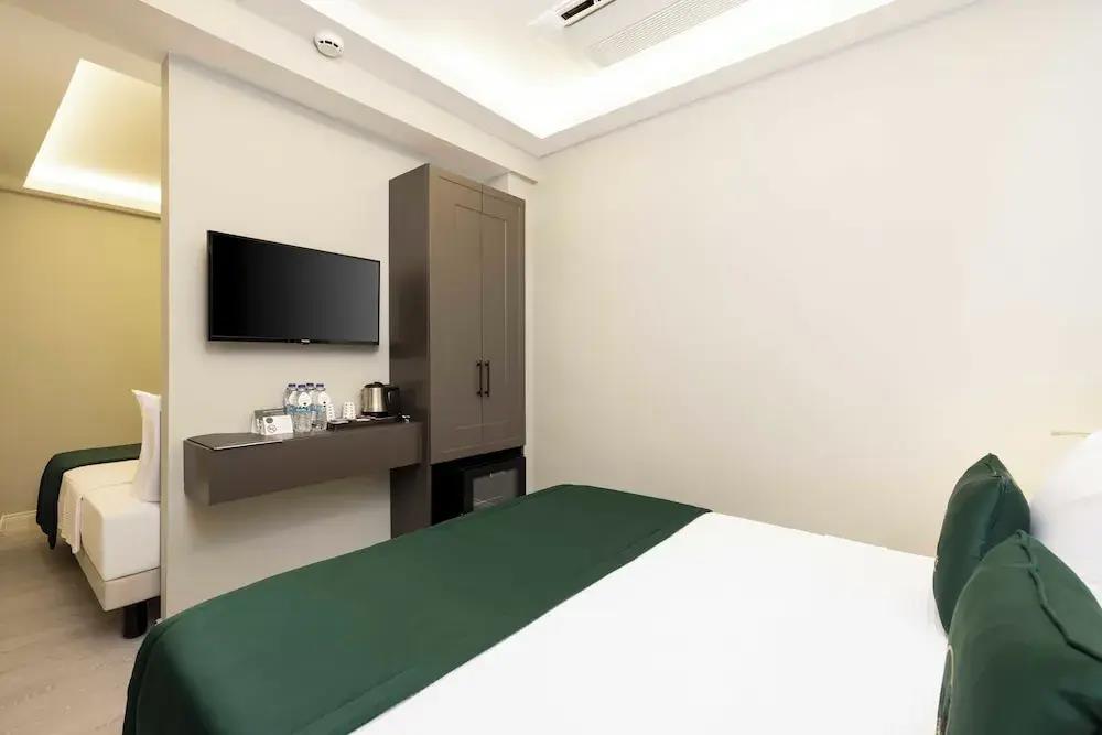 Sistina Old City Hotel 0*