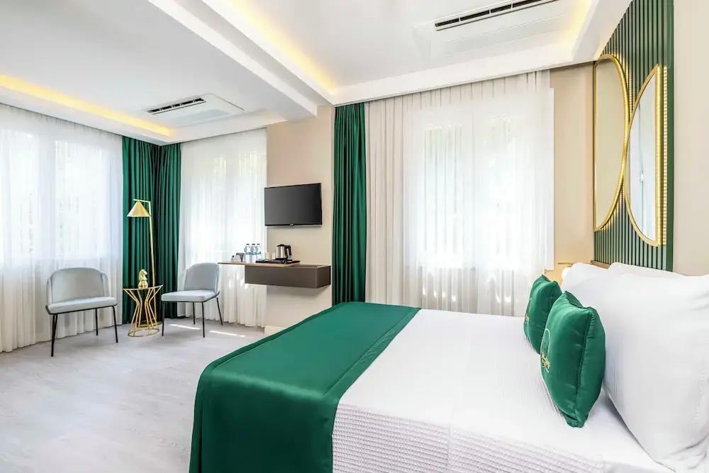 Sistina Old City Hotel 0*