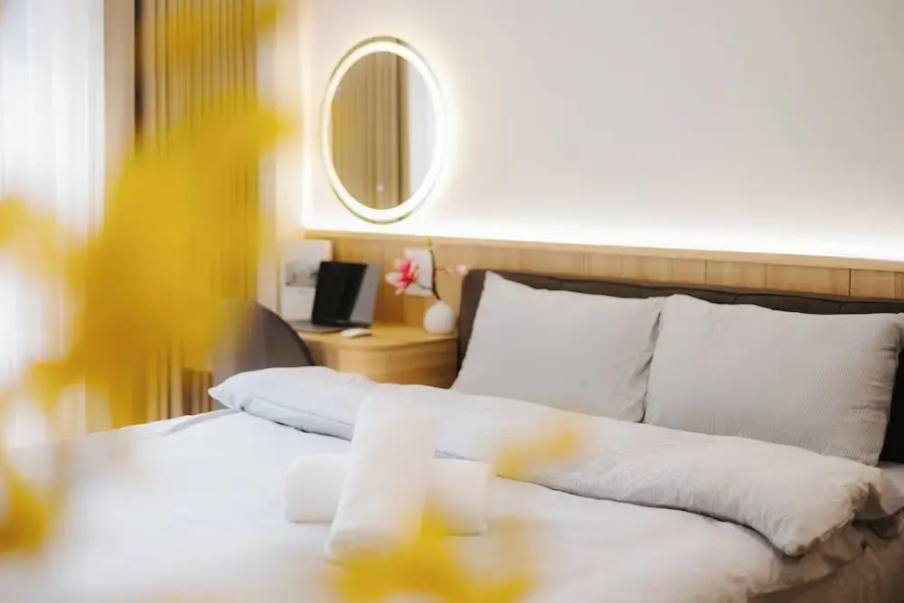 Wisteria Luxury Apartment 0*
