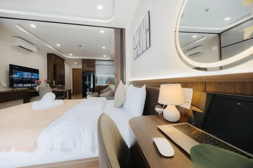 Wisteria Luxury Apartment 0*