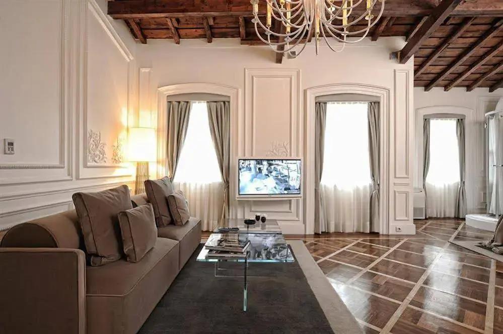 The House Hotel Galatasaray 0*