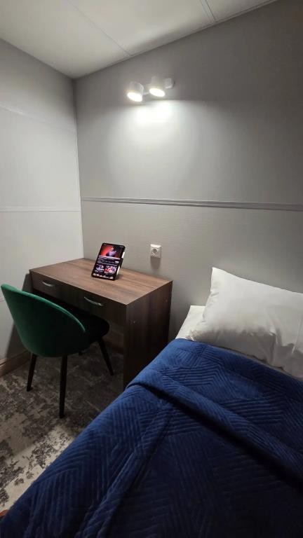 Kivano Hotel 0*