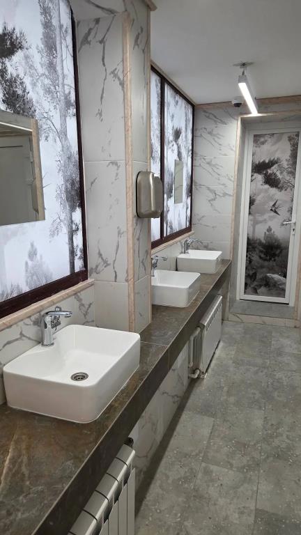 Kivano Hotel 0*