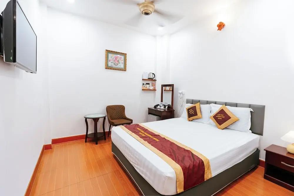 Townhouse Oak Southern Star Hotel Quang Trung Industrial Zone District 12. 2*