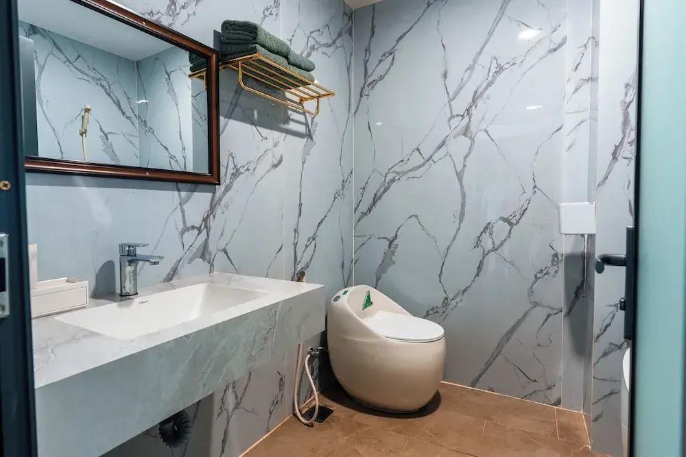 Townhouse Oak Southern Star Hotel Quang Trung Industrial Zone District 12. 2*