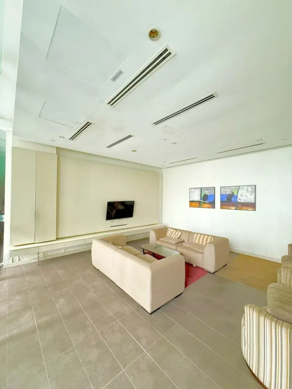 Crystal Suites At Ramada Hotel 4*