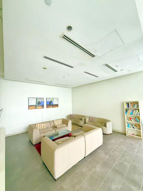 Crystal Suites At Ramada Hotel 4*