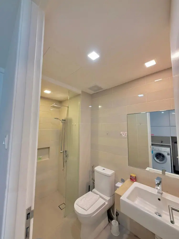 Crystal Suites At Ramada Hotel 4*