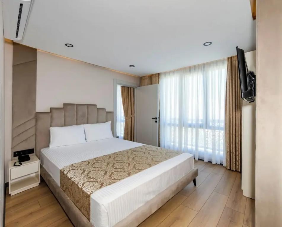 Hilltown Airport Hotel 0*