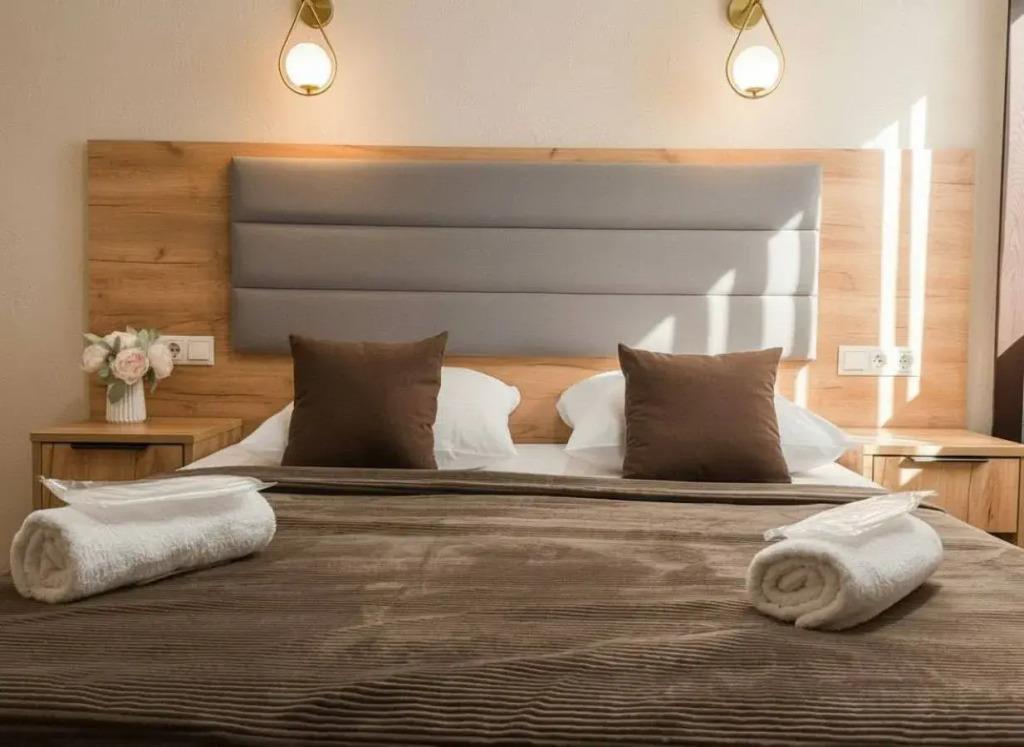 Menua Hotel 0*