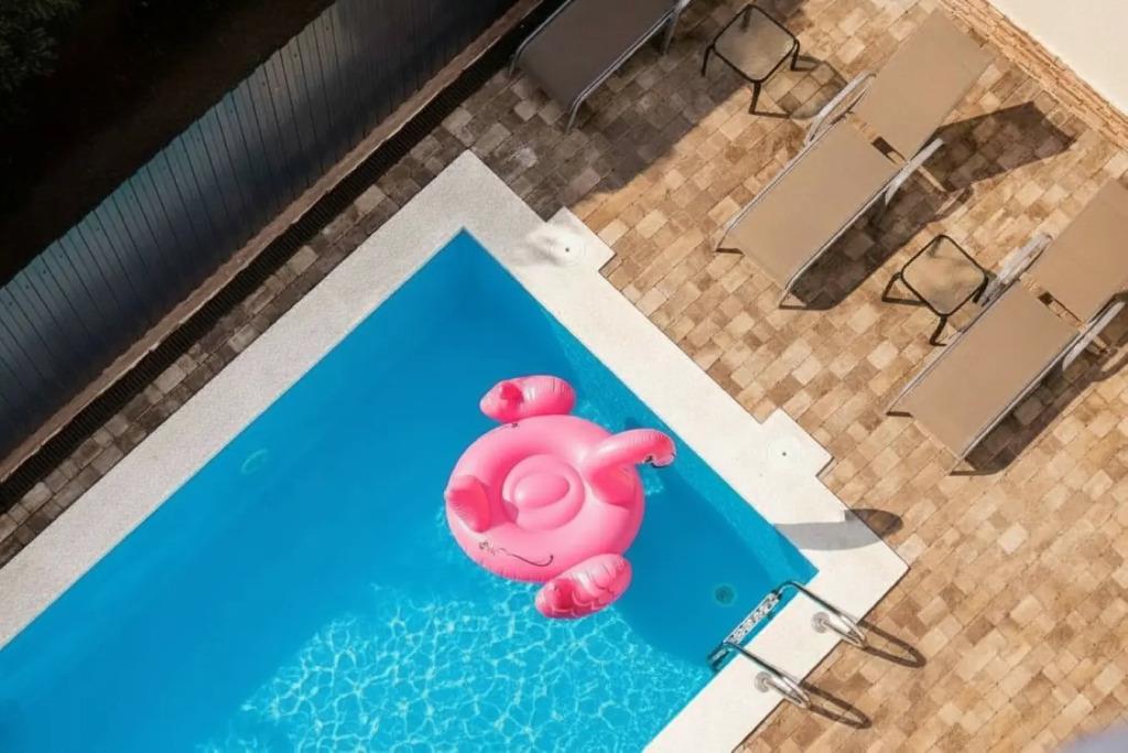 Menua Hotel 0*