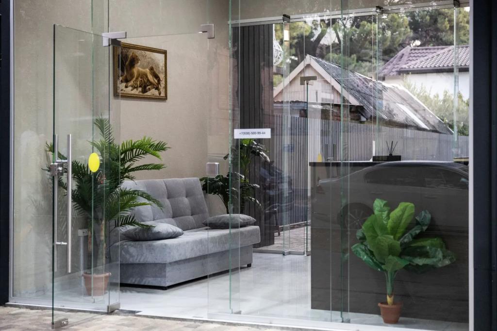 Menua Hotel 0*
