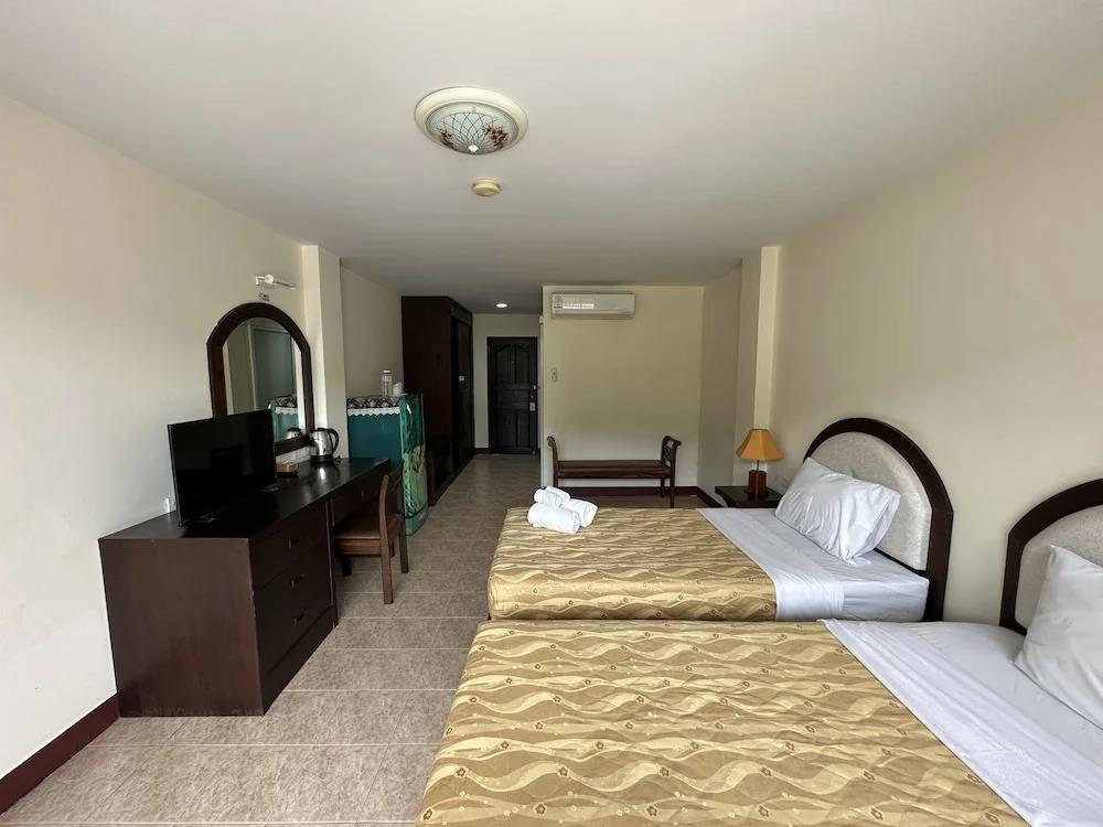Kata Place Hotel 3*