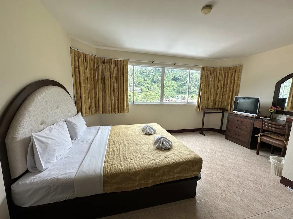 Kata Place Hotel 3*