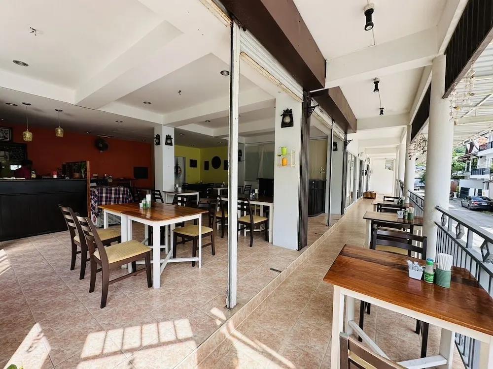 Kata Place Hotel 3*