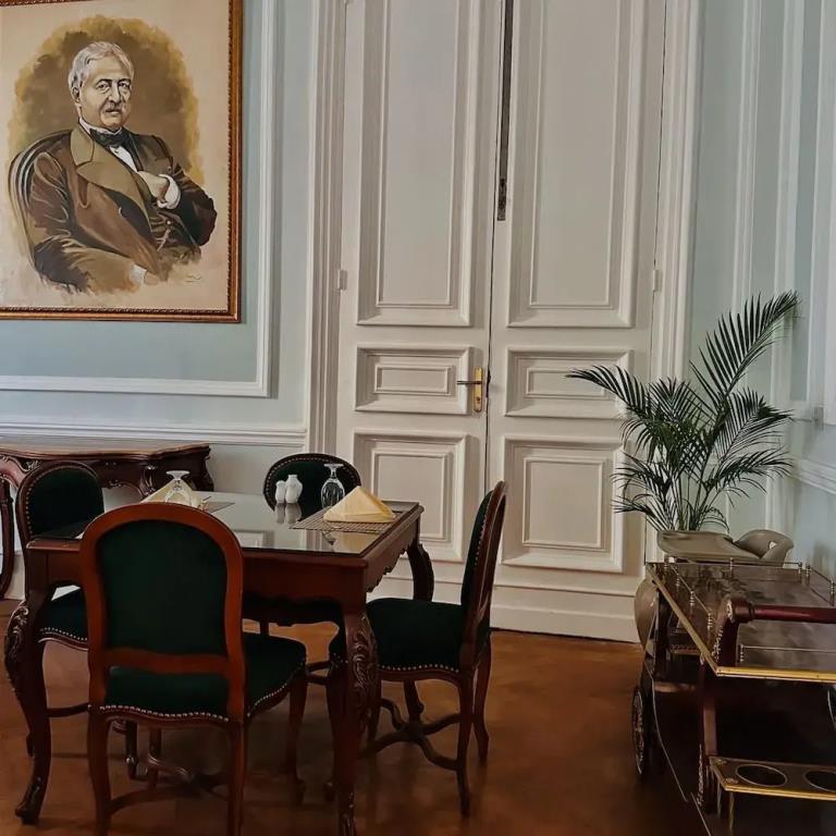 Maison Maxim De Lesseps 3*