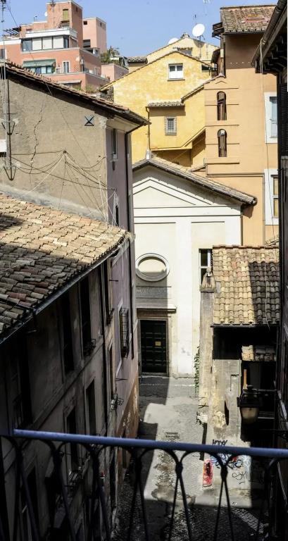 The Roman Empire Guesthouse 0*