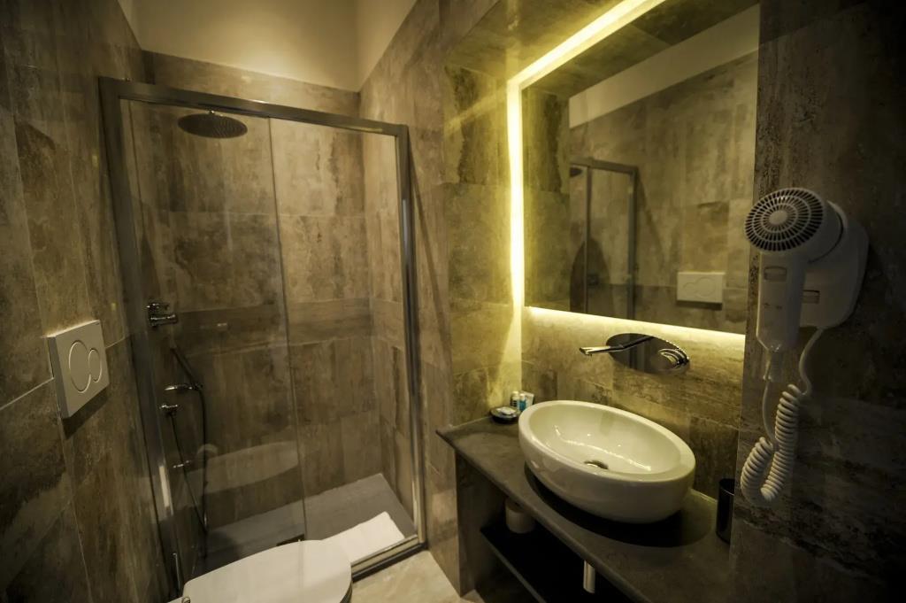 The Roman Empire Guesthouse 0*