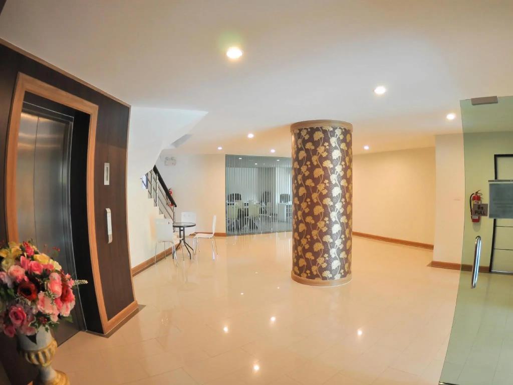 The Y Residence 3*