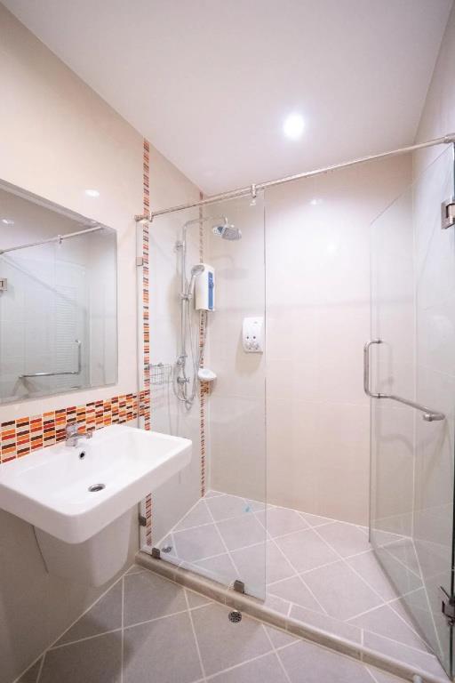 The Y Residence 3*