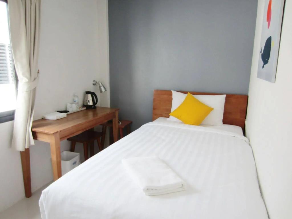 Tiya House Rooms & Cafe 3*