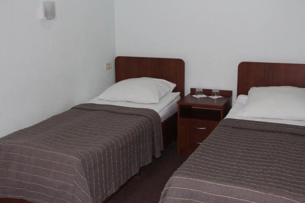 Kniikot Hotel 0*